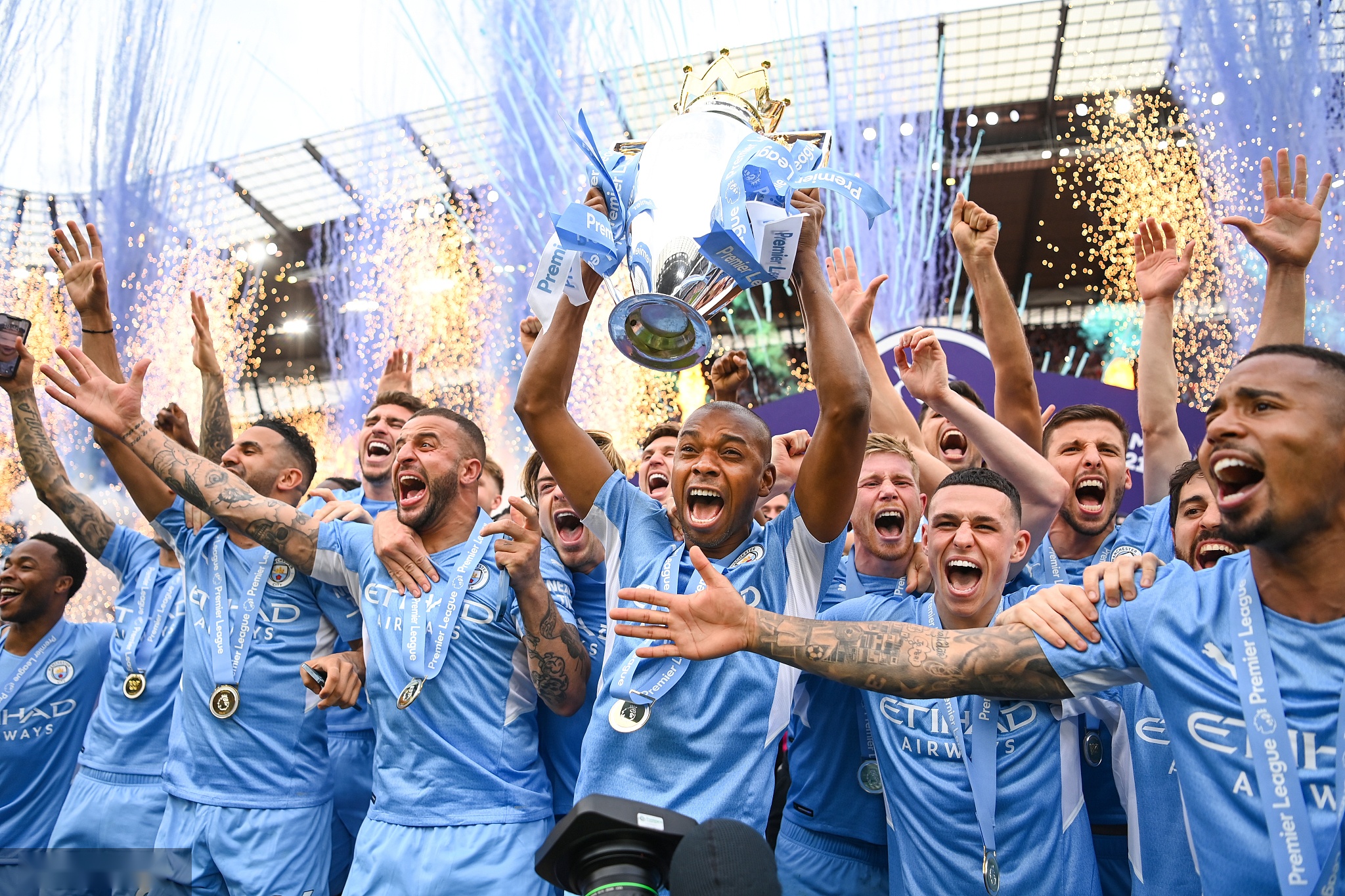 越来越多的 越来越多的